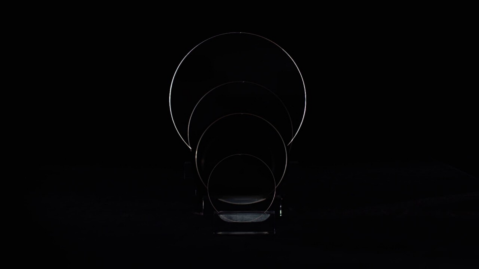 Click to find out about the four sizes of SCHOTT RealView® glass wafer